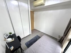 The Lakefront Residences (D22), Condominium #500392431